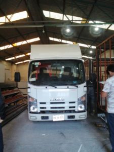 Carrocerias Cajas Secas Termicas Remolques en Fibra de Vidrio (93)